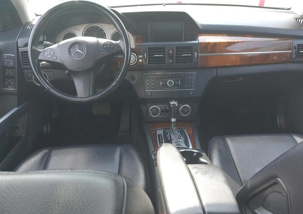 Mercedes-Benz GLK cena 59999 przebieg: 230000, rok produkcji 2012 z Radom małe 436